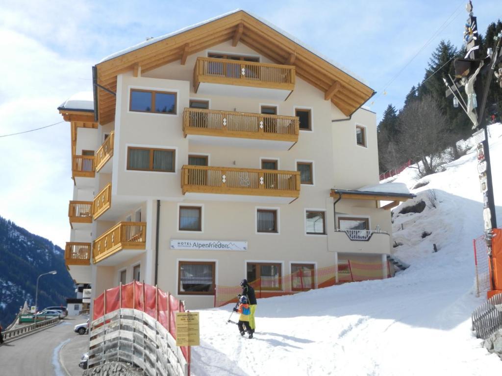 Hotel Alpenfrieden Kappl  Exterior photo